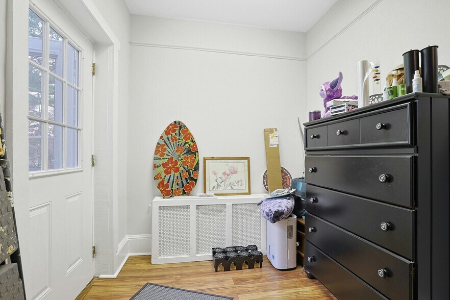 More Photos Of , Pearl River Unknown For Sale