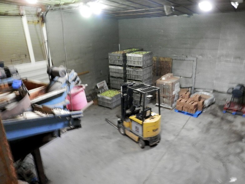 More Photos Of 6031 S Ridge Rd W, Ashtabula Specialty For Sale