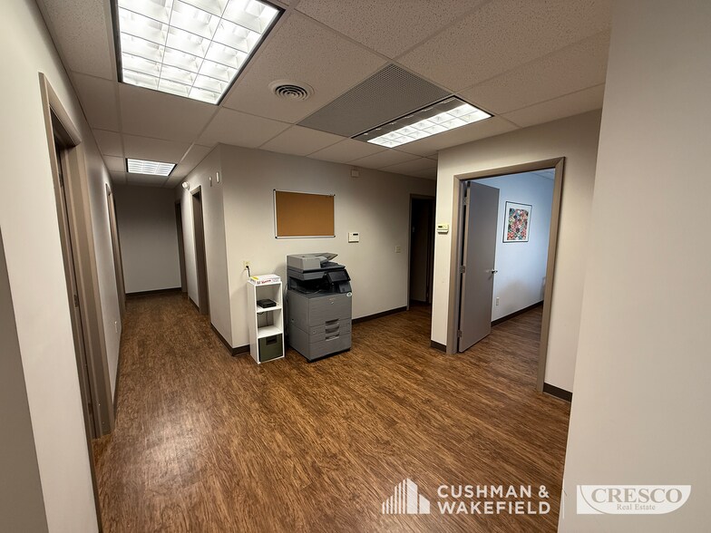 More Photos Of 5455 Broadview Rd, Parma Office For Sale