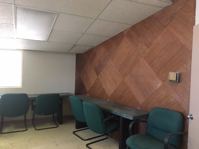 More Photos Of 218 W E St, Ontario Medical For Sale