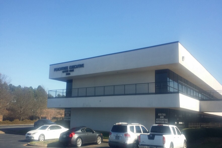 More Photos Of 7094 Peachtree Industrial Blvd, Peachtree Corners Office For Lease