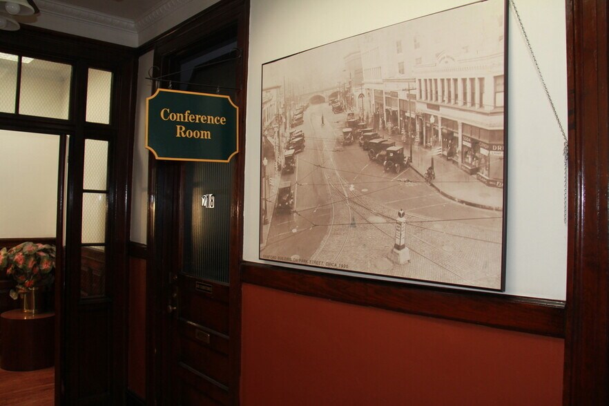 More Photos Of 1 Park St, Attleboro Storefront Retail Office For Lease