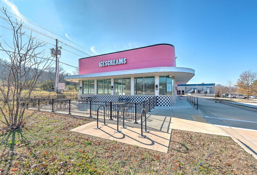 Primary Photo Of 4280 W Martin Luther King Blvd, Fayetteville Restaurant For Sale