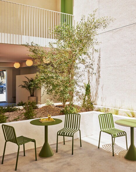 More Photos Of 636 N Juanita Ave, Los Angeles Apartments For Sale