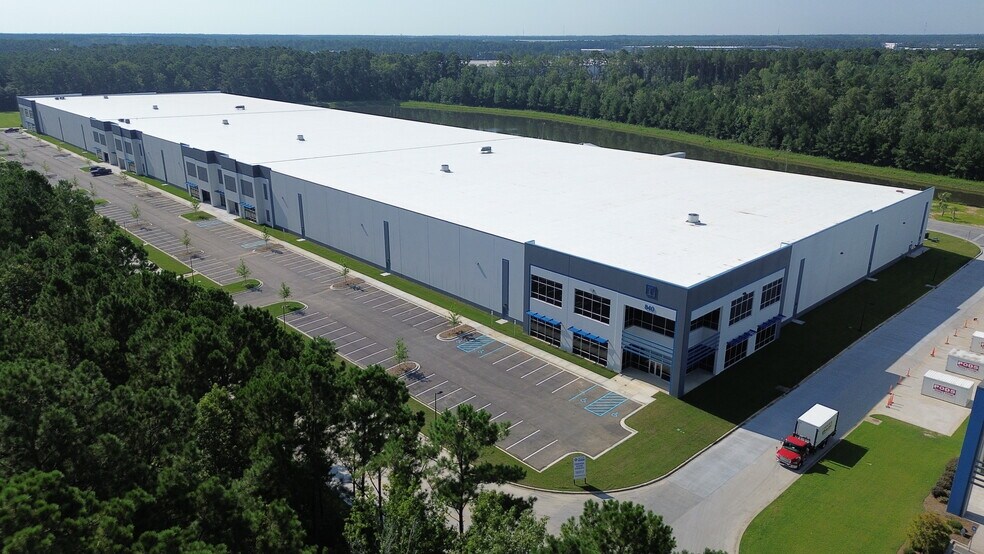 More Photos Of 840 Drop Off Drive, Summerville Warehouse For Lease