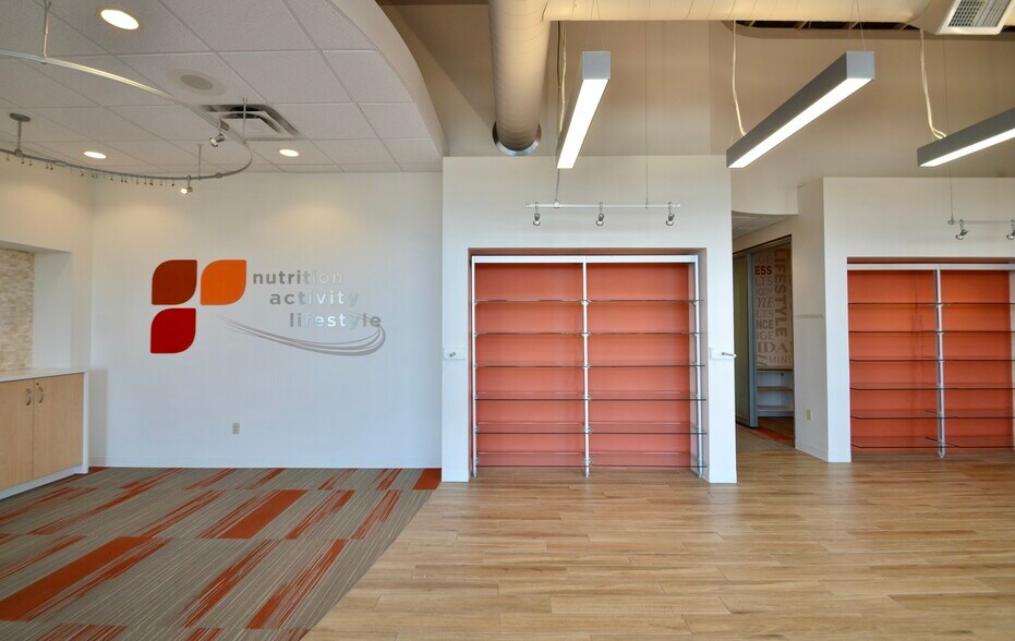 More Photos Of 749 23rd Ave E, West Fargo Freestanding For Lease