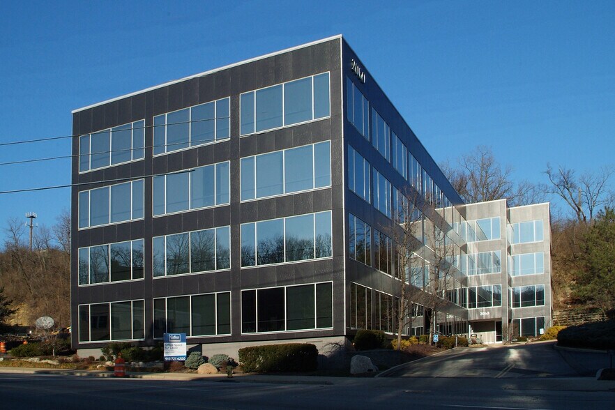 More Photos Of 2060 Reading Rd, Cincinnati Office For Lease
