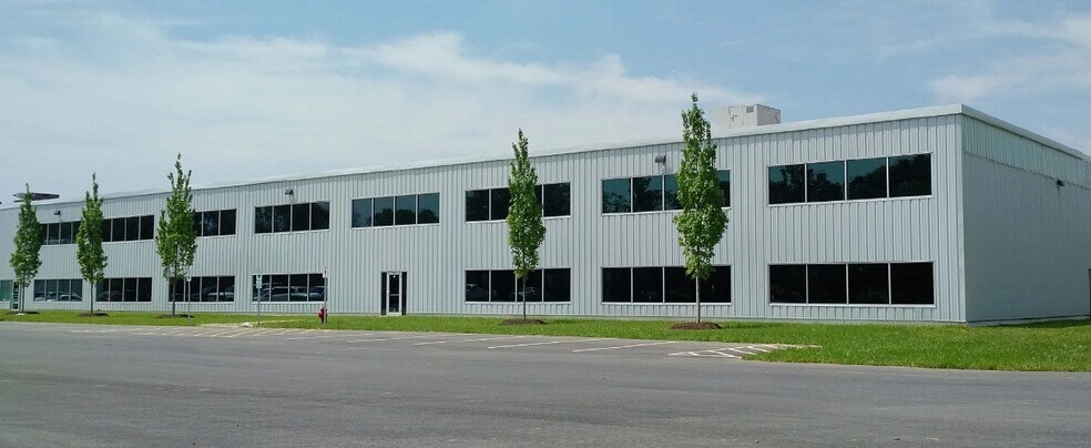 More Photos Of 8301 Retreat Rd, Walkersville Warehouse For Lease