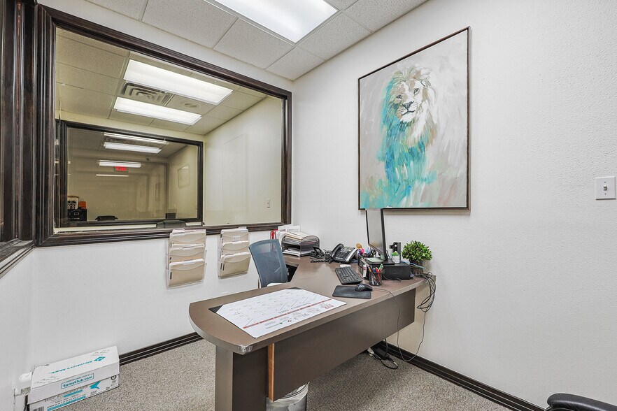 More Photos Of 2001 W Nolana Ave, McAllen Office For Lease