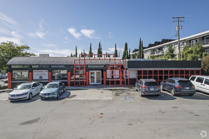 More Photos Of 2700 S El Camino Real, San Mateo Apartments For Sale