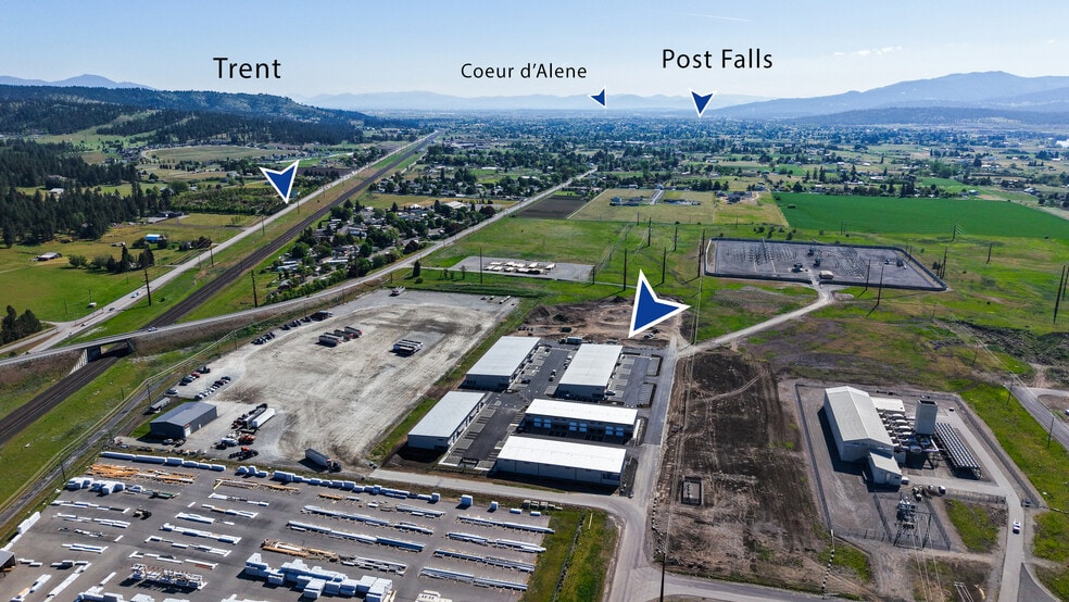 More Photos Of 4524 N Barker Rd, Spokane Valley Showroom For Lease