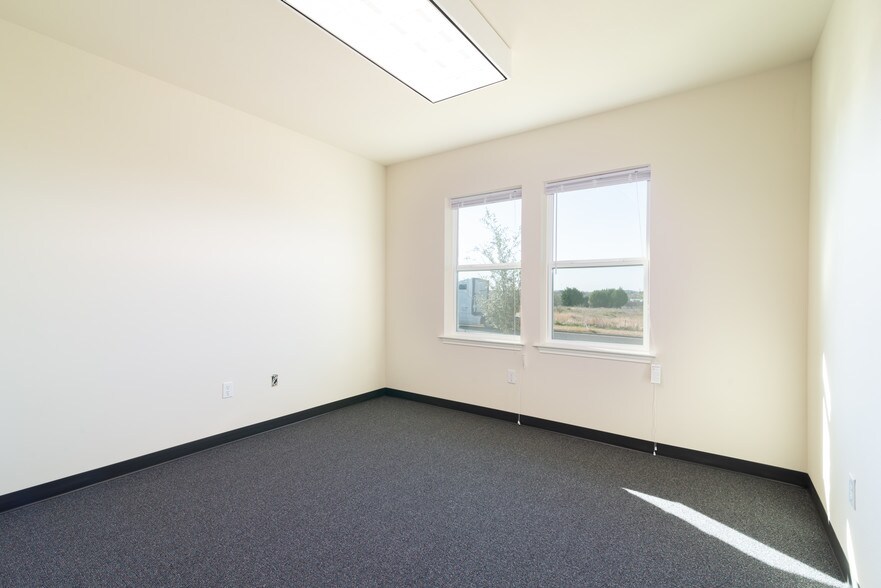 More Photos Of 1508 Dessau Ridge Ln, Austin Medical For Sale