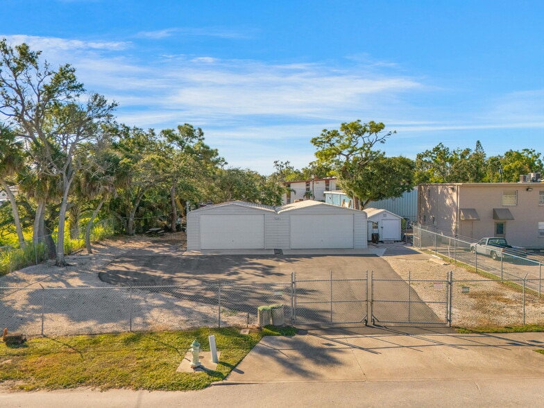 Primary Photo Of 2182 10th St, Sarasota Industrial For Sale