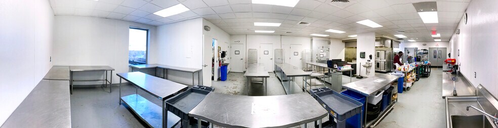 More Photos Of 2619 Evarts St NE, Washington Warehouse For Lease