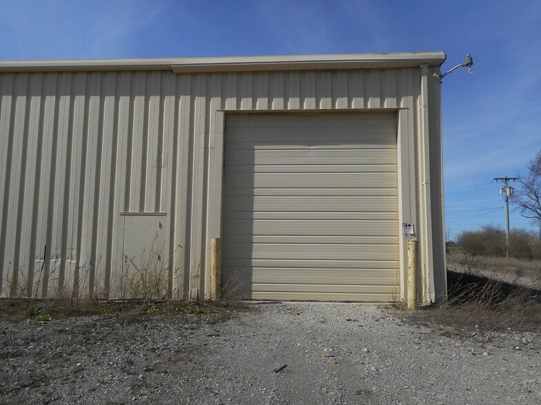 More Photos Of 5257 US ROUTE 22, Washington Court House Distribution For Sale