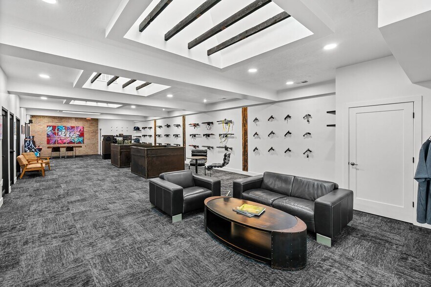 More Photos Of 2550 Washington Blvd, Ogden Office For Lease