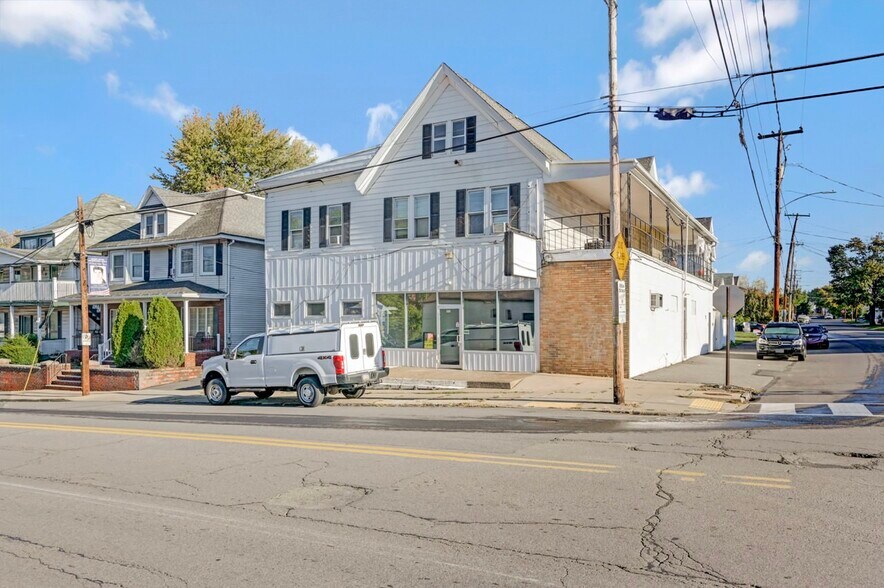 Primary Photo Of 535 Green Ridge St, Scranton Storefront Retail Residential For Sale