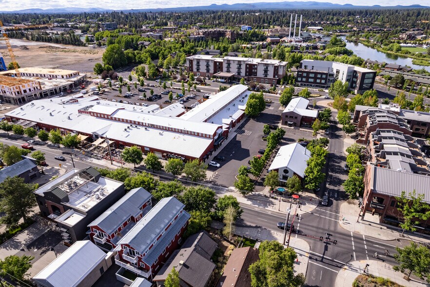 More Photos Of 616 NW Arizona Ave, Bend Office For Sale