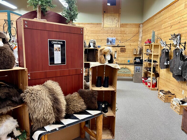 More Photos Of 626 Richards St, Thermopolis Freestanding For Sale