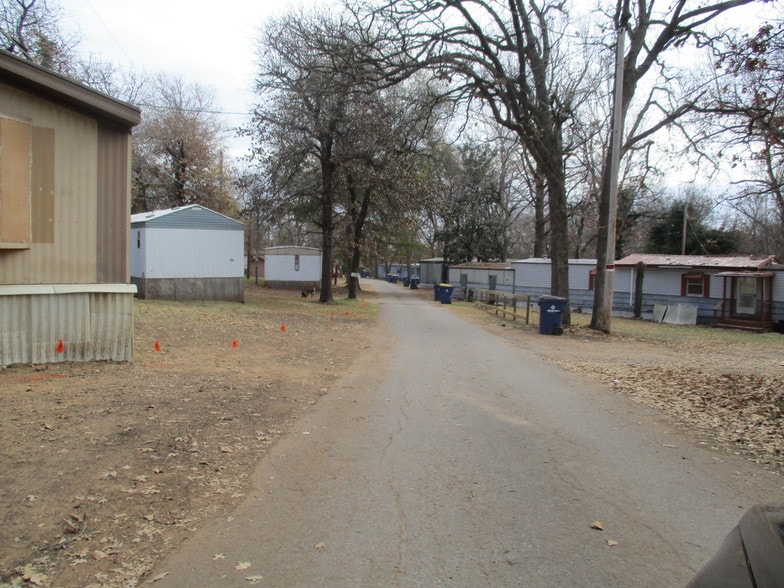 More Photos Of 1401 N Choctaw Rd, Choctaw Manufactured Housing Mobile Home Park For Sale
