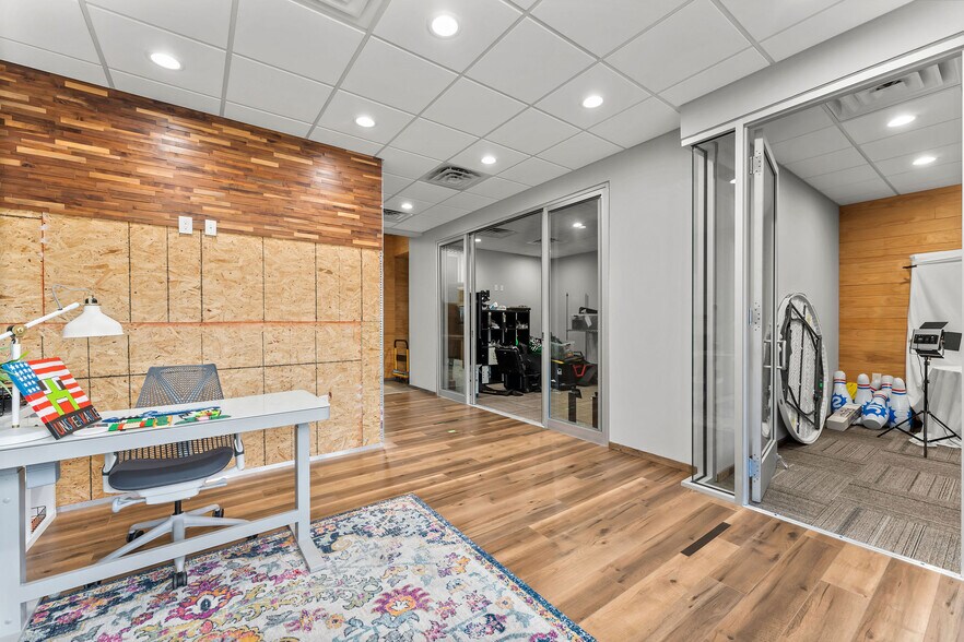 More Photos Of 1350 Rayford Park Rd, Spring Unknown For Lease