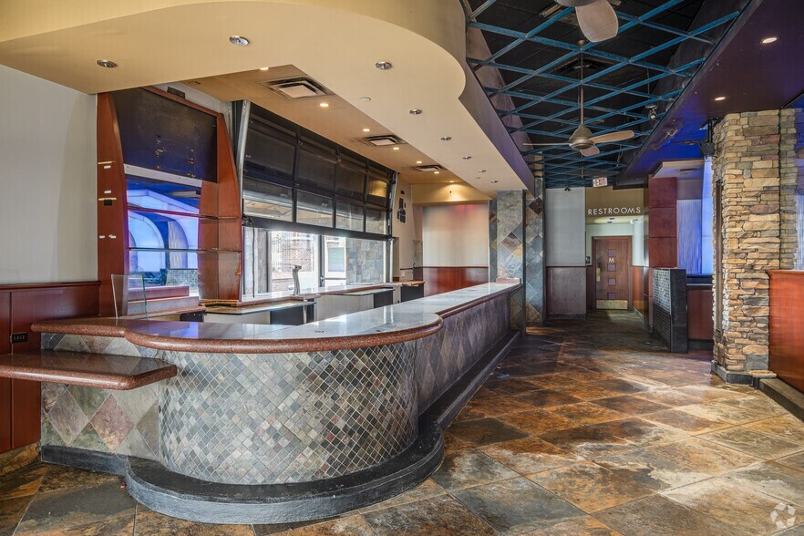 More Photos Of 11275 W Broad St, Glen Allen Unknown For Lease