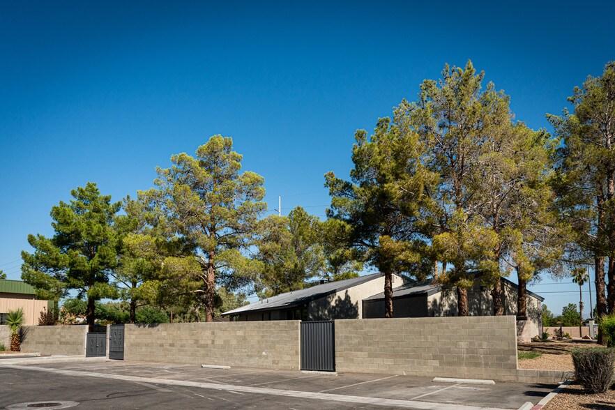 More Photos Of 3291 E Patrick Ln, Las Vegas Medical For Lease