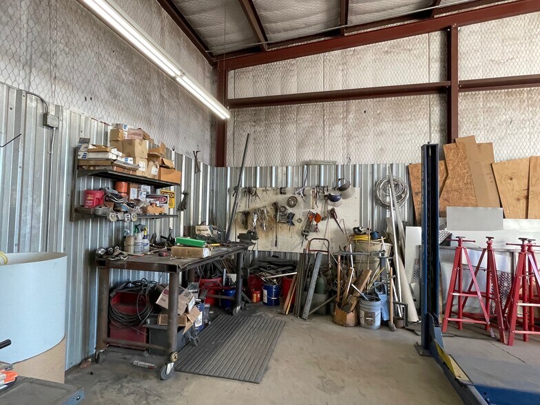 More Photos Of 700 N Gold Ave, Deming Specialty For Sale