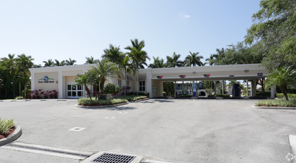 More Photos Of 385 14th Ave S, Naples Bank For Lease