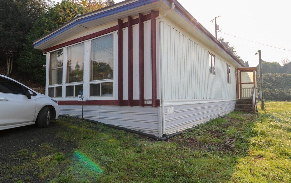 More Photos Of 93531 Coal Bank Ln, Coos Bay Manufactured Housing Mobile Home Park For Sale