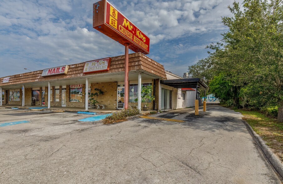 More Photos Of 431-471 NE 1st Ter, Crystal River Freestanding For Sale