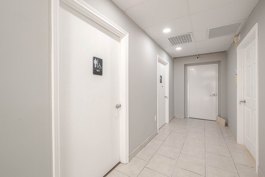 More Photos Of 1238 FM 521 Rd, Brazoria Freestanding For Sale