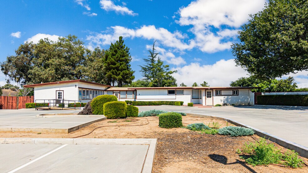 More Photos Of 635 Veile Ave, Beaumont Office For Lease