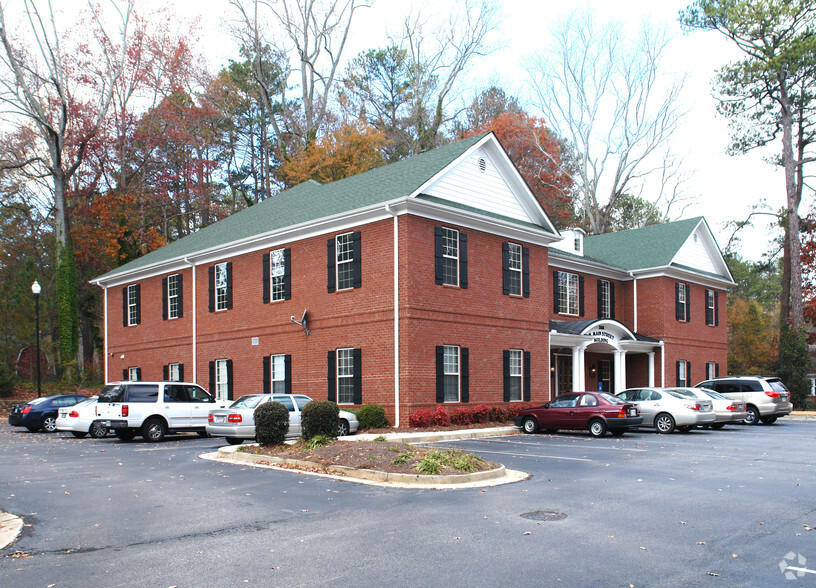 Primary Photo Of 366 N Main St, Alpharetta Medical For Lease