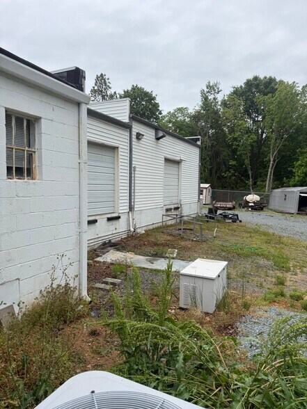 More Photos Of 5610 Morgan Mill Rd, Monroe Industrial For Sale