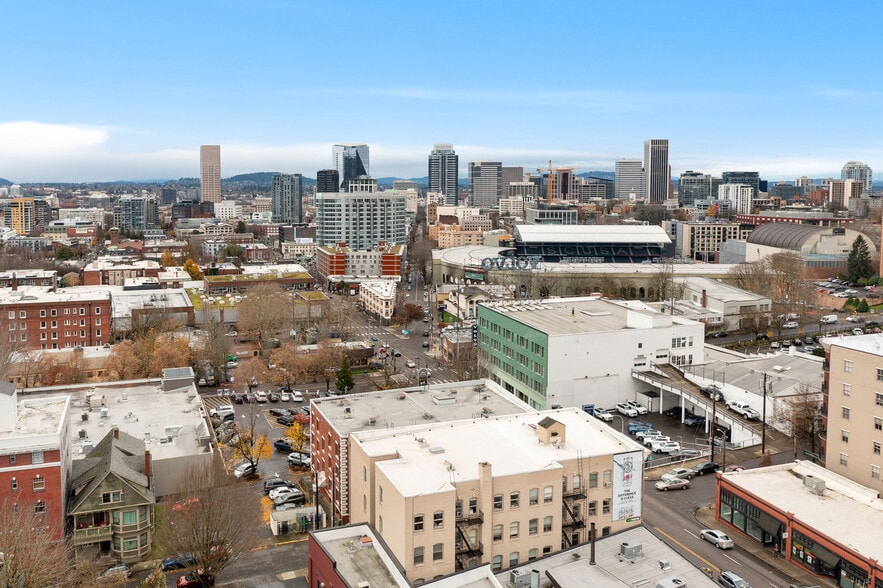 More Photos Of 2157 W Burnside St, Portland Apartments For Sale