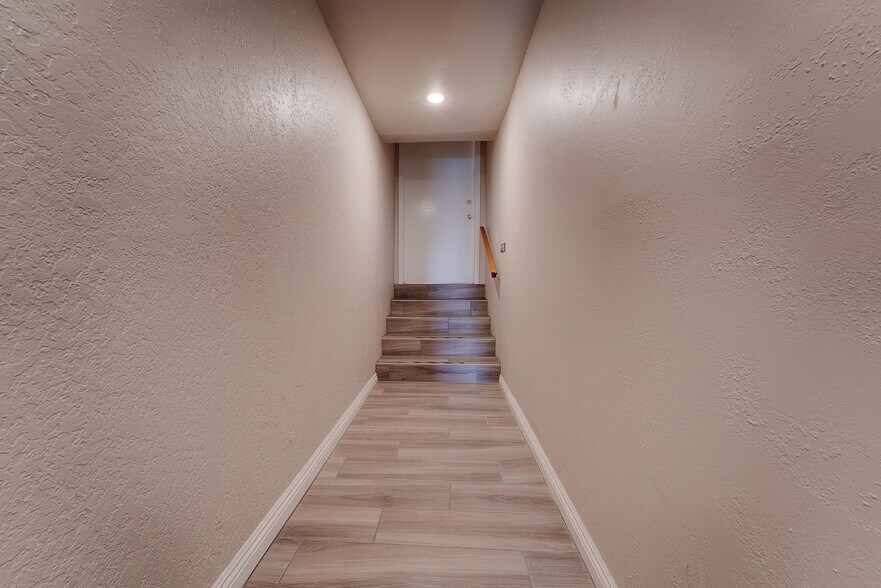 More Photos Of 1344 W 6th St, Corona Office For Sale