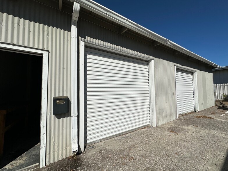 More Photos Of 614-618 Grand Central St, Clearwater Warehouse For Lease