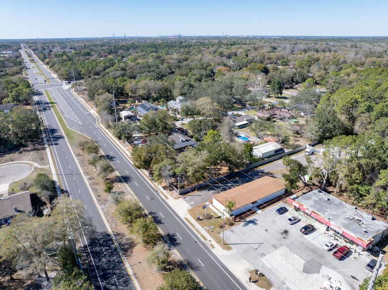 More Photos Of 13957 Mt Pleasant Rd, Jacksonville Office For Sale