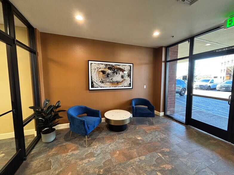 More Photos Of 245 Commercial St SE, Salem Office For Lease