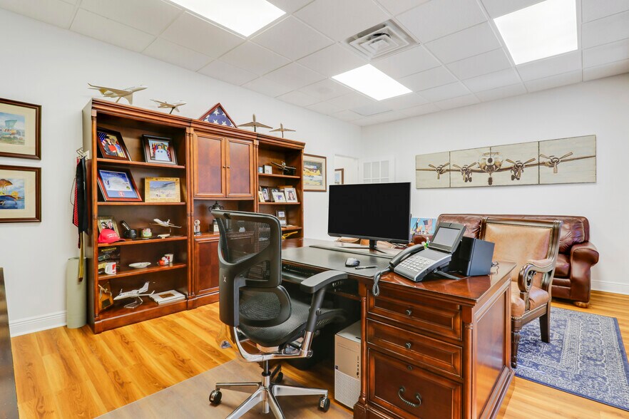 More Photos Of 725 N Hwy A1A, Jupiter Medical For Sale
