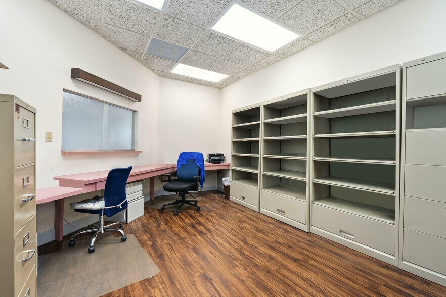 More Photos Of 1801 S 23rd St, Fort Pierce Medical For Sale