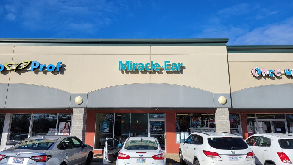 More Photos Of 7501-7537 Mentor Ave, Mentor General Retail For Lease