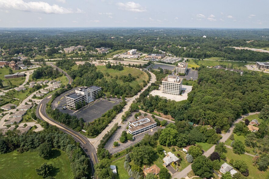 More Photos Of 5500 Corporate Dr, Pittsburgh Office For Lease