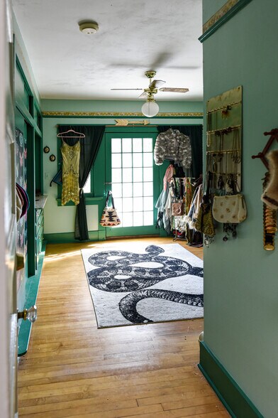 More Photos Of 200 E Vista St, Bisbee Movie Radio TVStudio For Sale