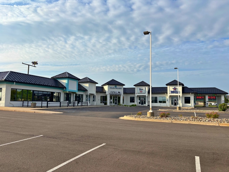 More Photos Of 644 Migaldi Ln, Lansing Unknown For Lease