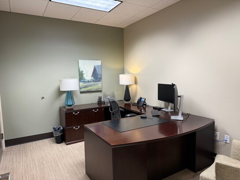 More Photos Of 5960 N Point Pky, Alpharetta Bank For Sale
