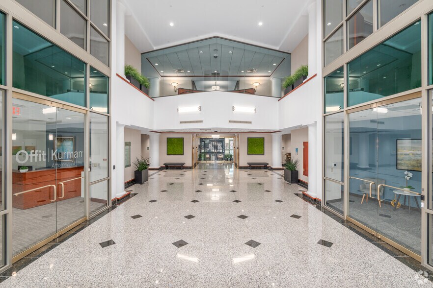 More Photos Of 401 Plymouth Rd, Plymouth Meeting Office For Lease