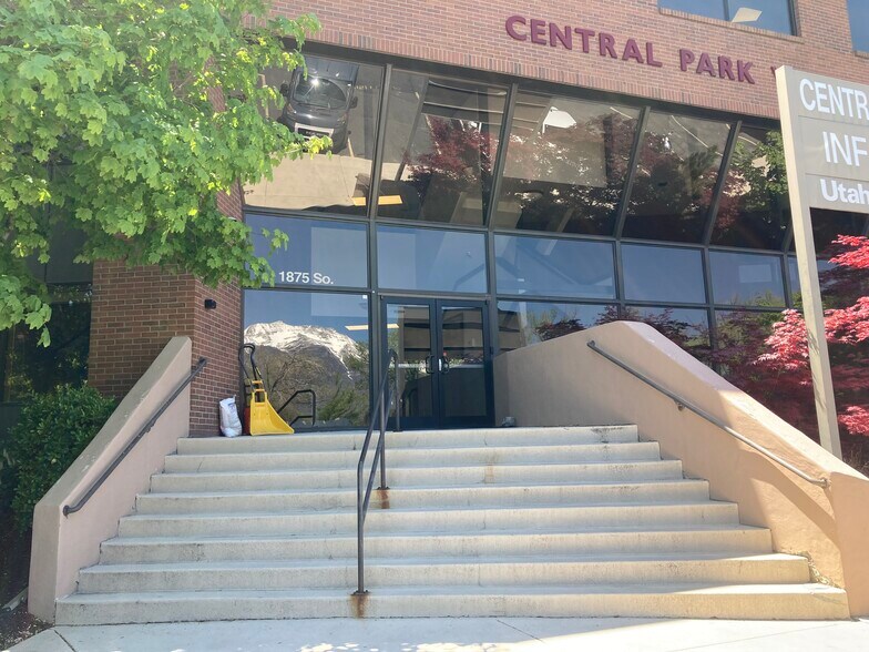 More Photos Of 1875 S State, Orem Medical For Sale