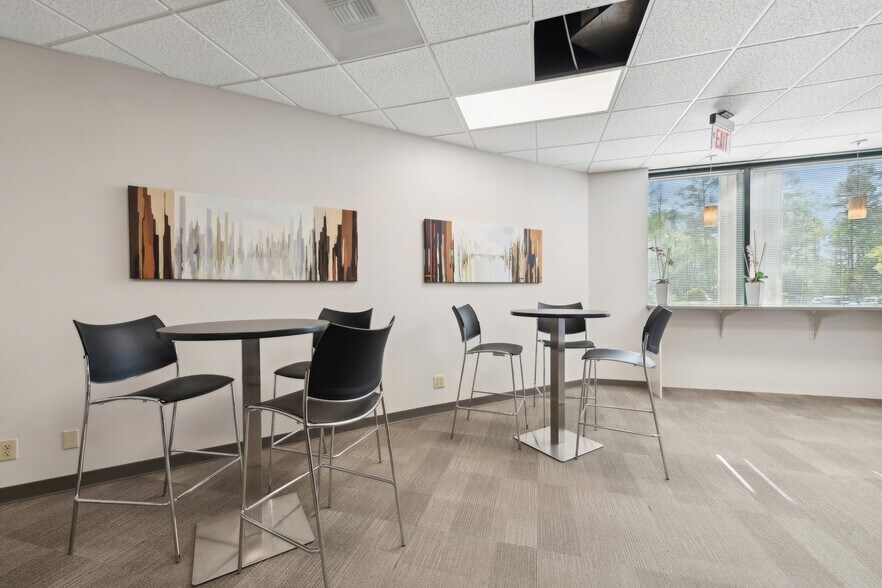 More Photos Of 1000 Park Forty Plaza Dr, Durham Office For Lease